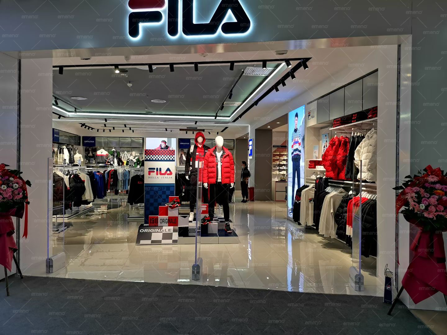 揭秘！為什么品牌店都愛立方美emeno亞克力防盜器？
